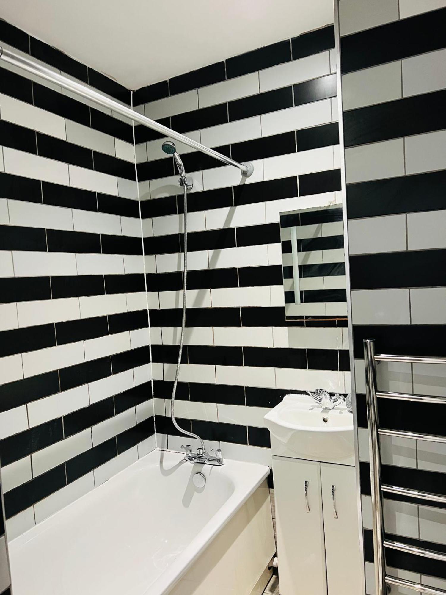 "Spacious Family, Friendly" 1 Bedroom In Kings Cross, St Pancras!!!118A Λονδίνο Εξωτερικό φωτογραφία