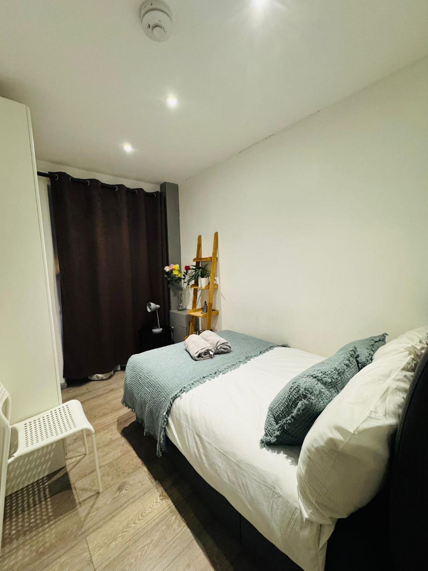 "Spacious Family, Friendly" 1 Bedroom In Kings Cross, St Pancras!!!118A Λονδίνο Εξωτερικό φωτογραφία